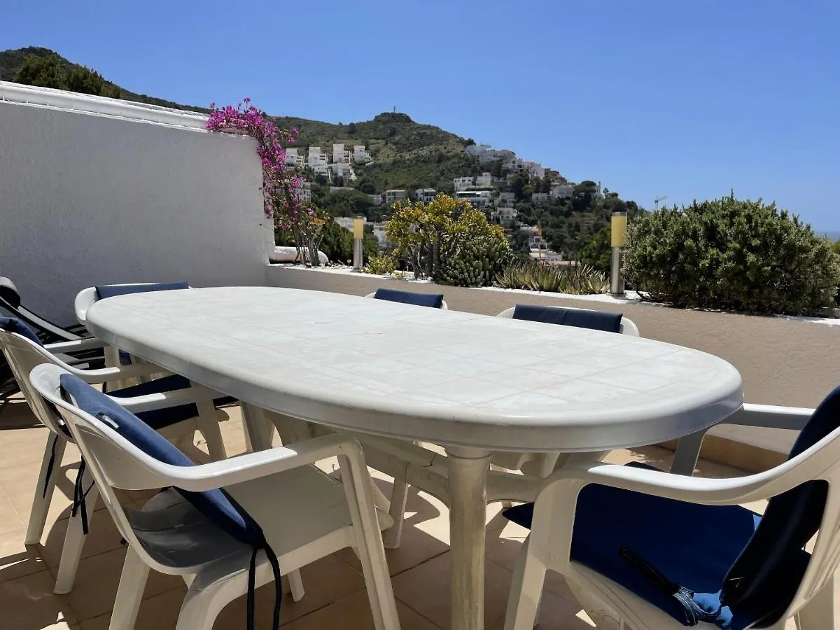 Santa Barbara Apartment Roses Spain